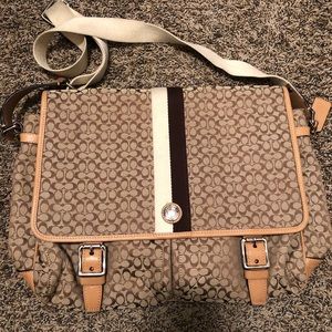 EUC! Coach Messenger Bag